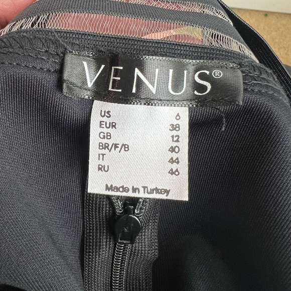 Venus long black mermaid dress sz 6 - Picture 8 of 8